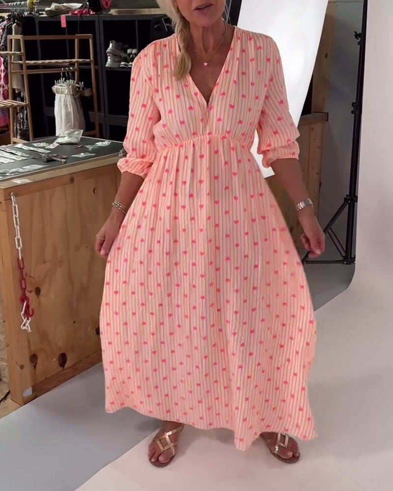 Sukienka Elegancka Dekolt W Serek Wzór W Serca