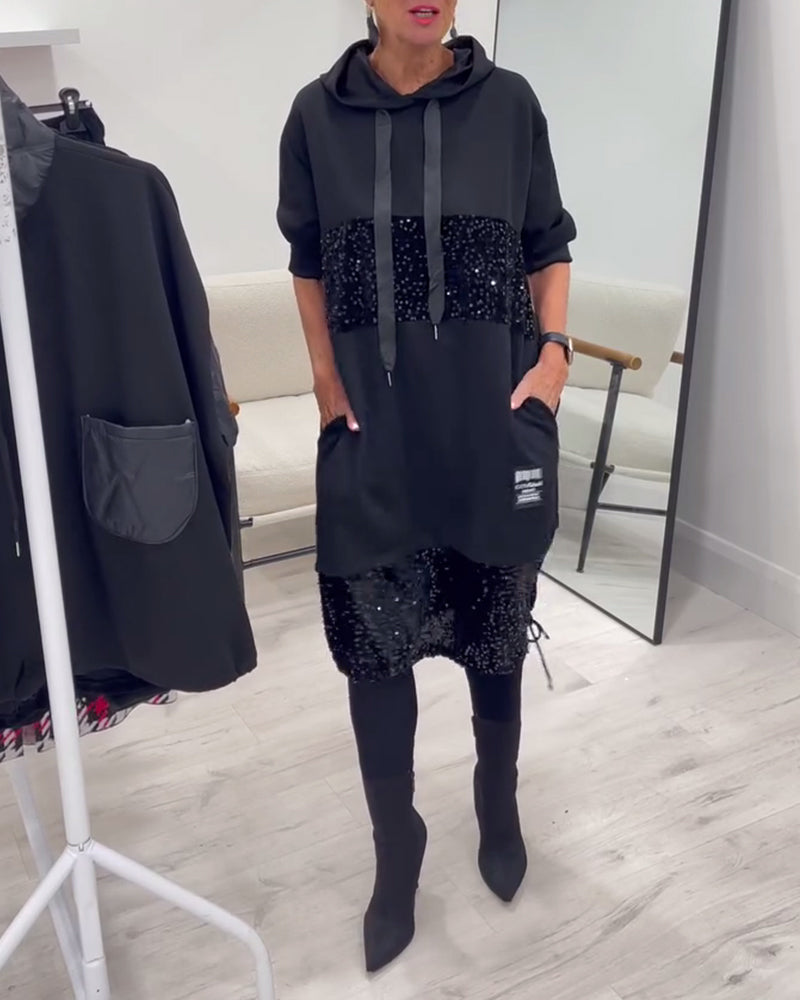 Sukienka Z Kapturem I Modnym Patchworkiem