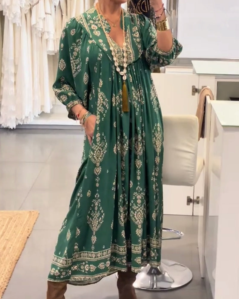 Sukienka casualowa z nadrukiem i luźnymi kieszeniami