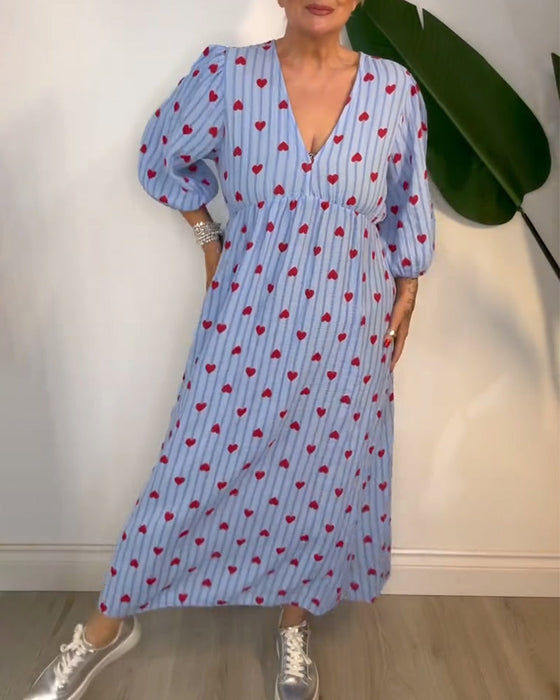 Sukienka Elegancka Dekolt W Serek Wzór W Serca