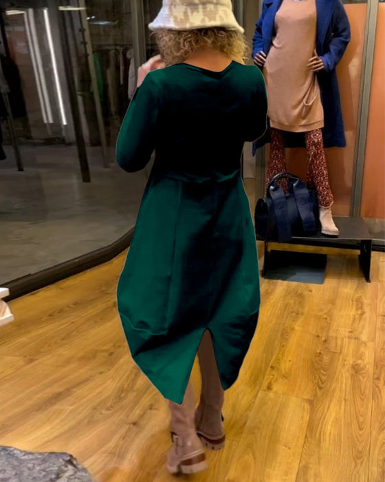 Elegancka sukienka w jednolitym kolorze