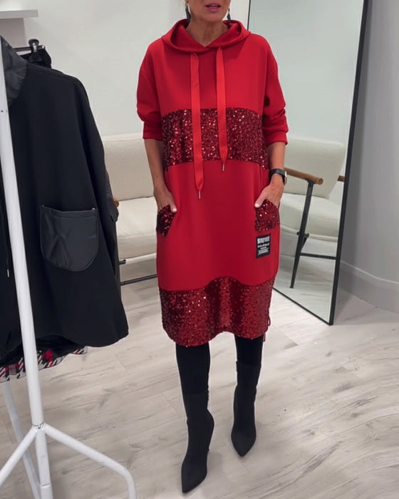 Sukienka Z Kapturem I Modnym Patchworkiem