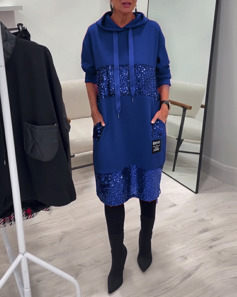 Sukienka Z Kapturem I Modnym Patchworkiem