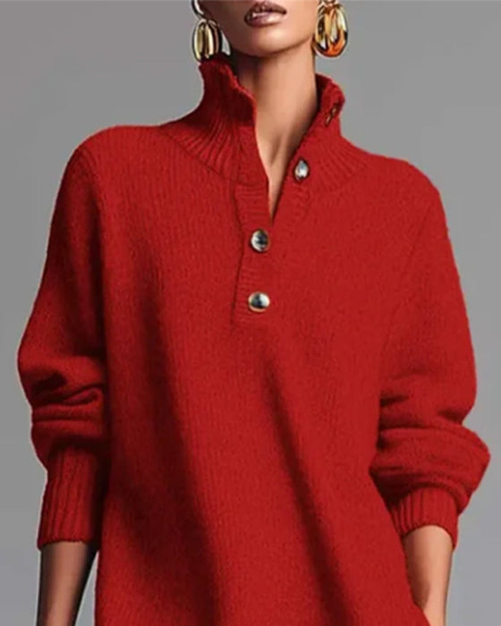 Jednokolorowa Sukienka Z Guzikami I Wysoką Szyją