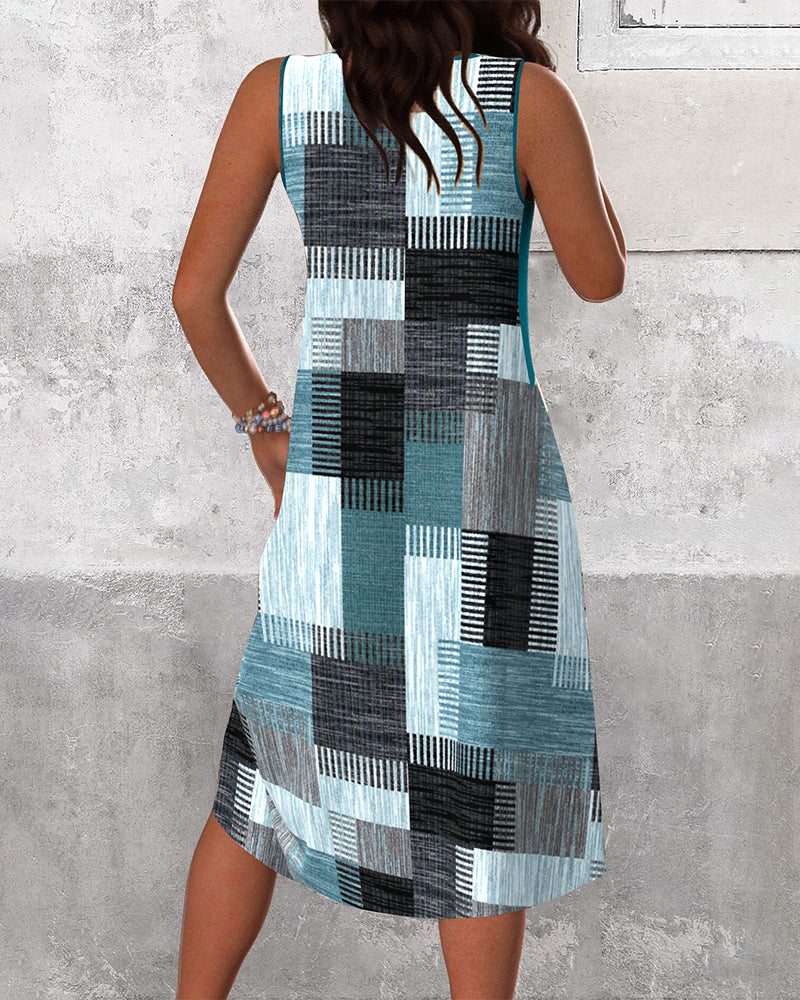 Sukienka Bez Rękawów Dekolt w Serek Kontrastowa