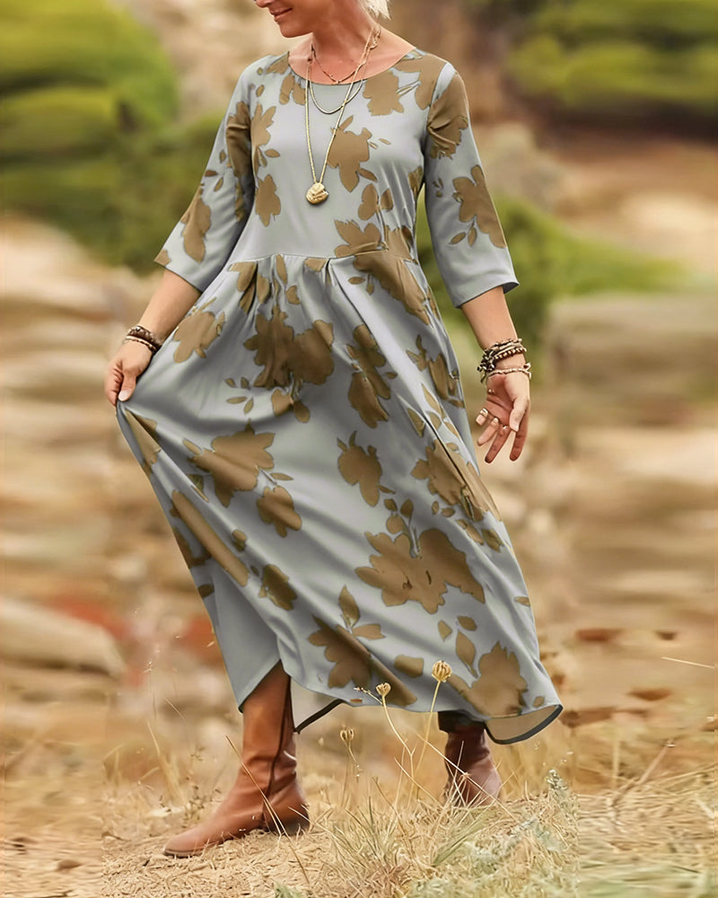 Sukienka w stylu retro z nadrukiem