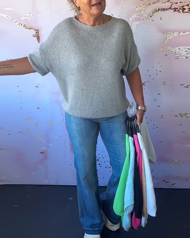 Luźny jednokolorowy swobodny sweter z okrągłym dekoltem