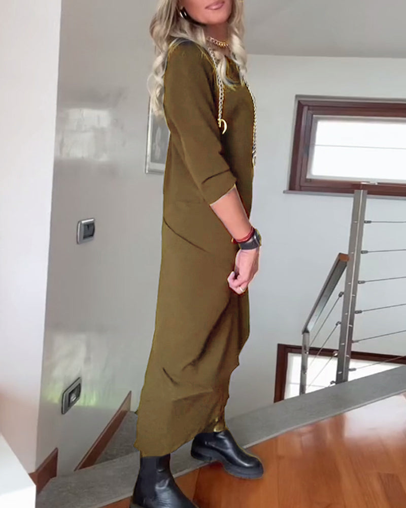 Sukienka plisowana z okrągłym dekoltem i jednolitym kolorze