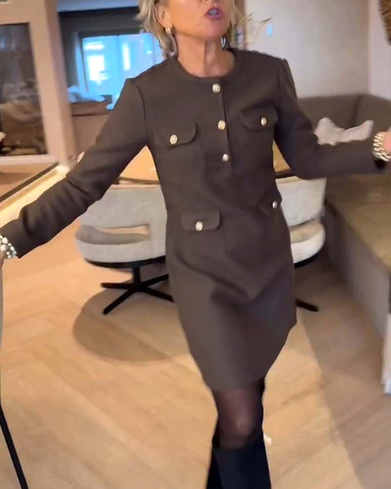 Elegancka I Smukła Sukienka W Stylu Chanel