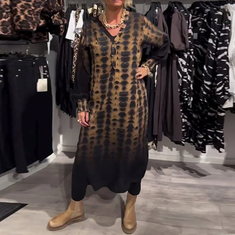 Gradientowa sukienka z długim rękawem i dekoltem w serek