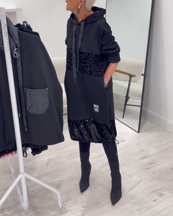 Sukienka Z Kapturem I Modnym Patchworkiem