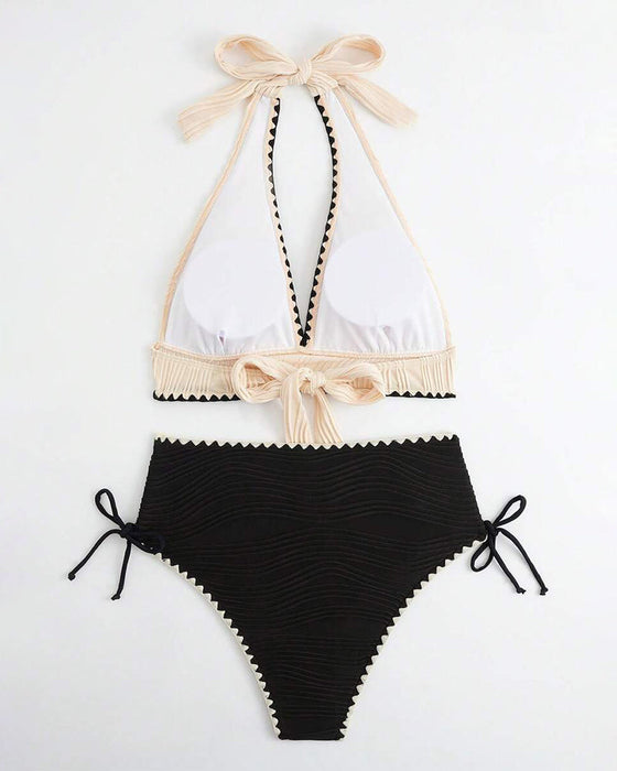 Bikini Set Dwuczęściowy z Halterem i Kontrastowym Designem
