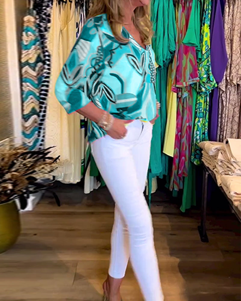 Luźna bluzka z nadrukiem z długim rękawem