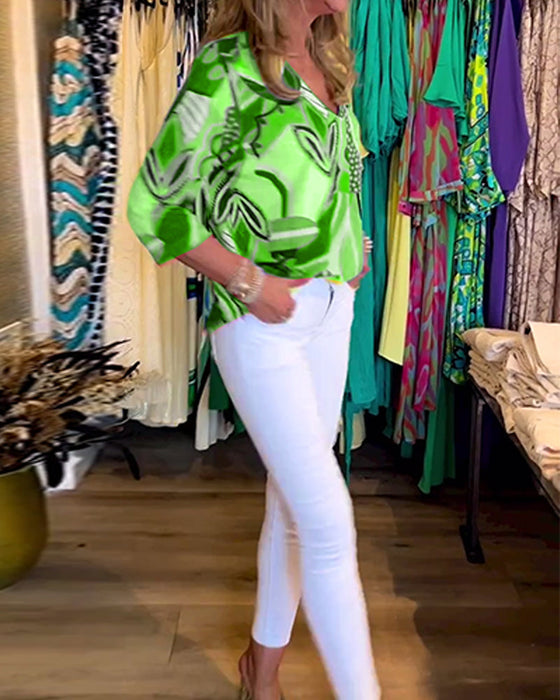 Luźna bluzka z nadrukiem z długim rękawem