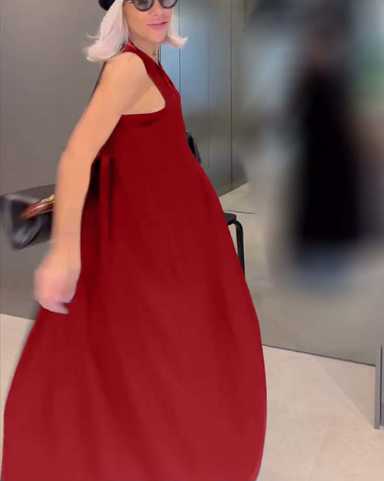 Elegancka sukienka typu tank w jednolitym kolorze z zakładką