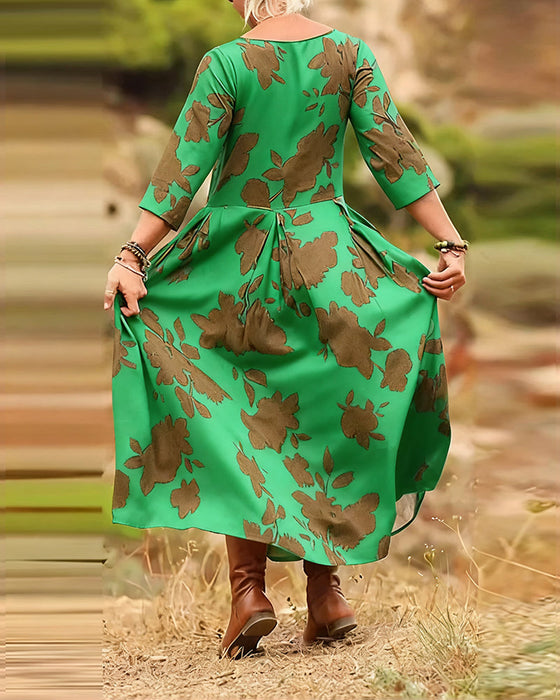 Sukienka w stylu retro z nadrukiem