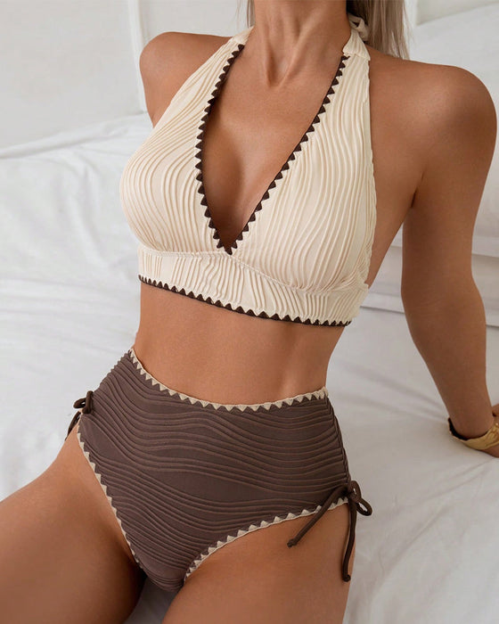 Bikini Set Dwuczęściowy z Halterem i Kontrastowym Designem