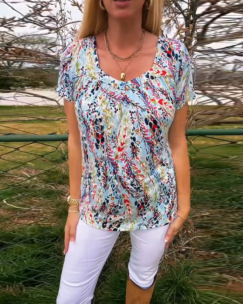 T-Shirt Z Dekoltem W U Krótkim Rękawem Wzorzysta