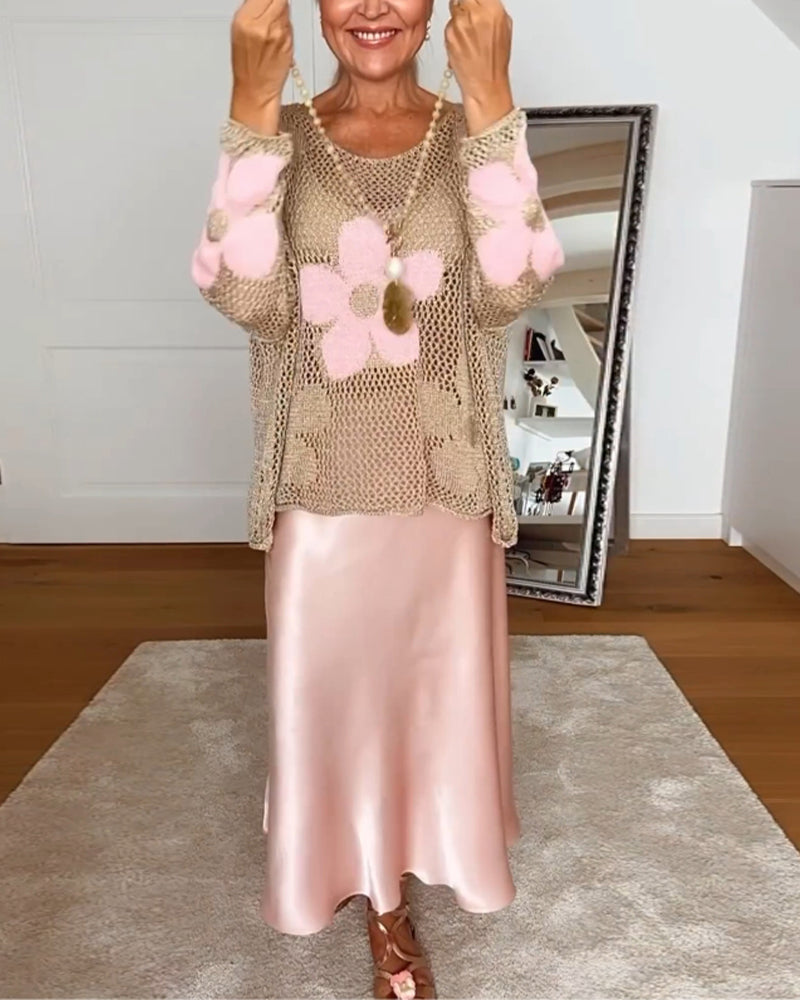 Sweterek z długim rękawem i okrągłym dekoltem w kwiaty