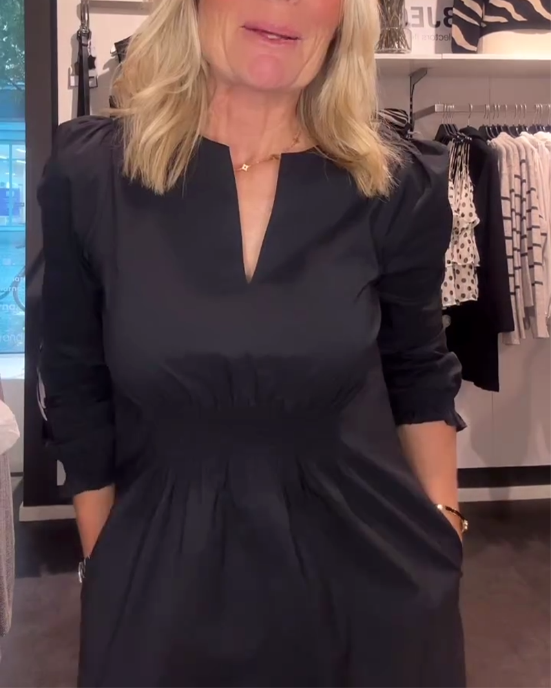 Sukienka W Kształcie Litery A Z Bufkami I Podkreśloną Talią