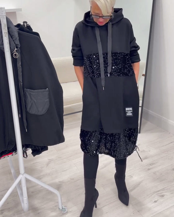 Sukienka Z Kapturem I Modnym Patchworkiem