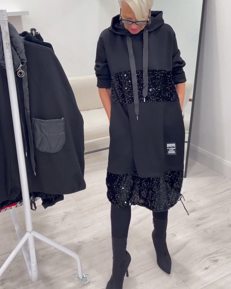 Sukienka Z Kapturem I Modnym Patchworkiem