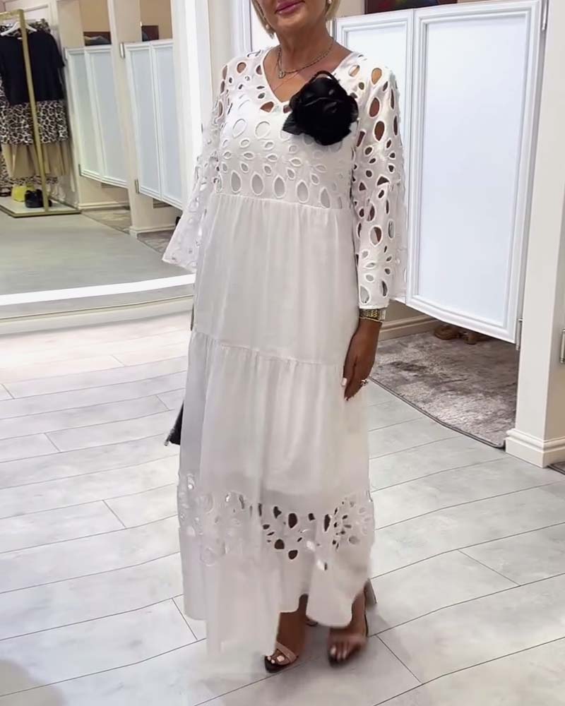 Sukienka elegancka jednokolorowa koronkowa z dziurką