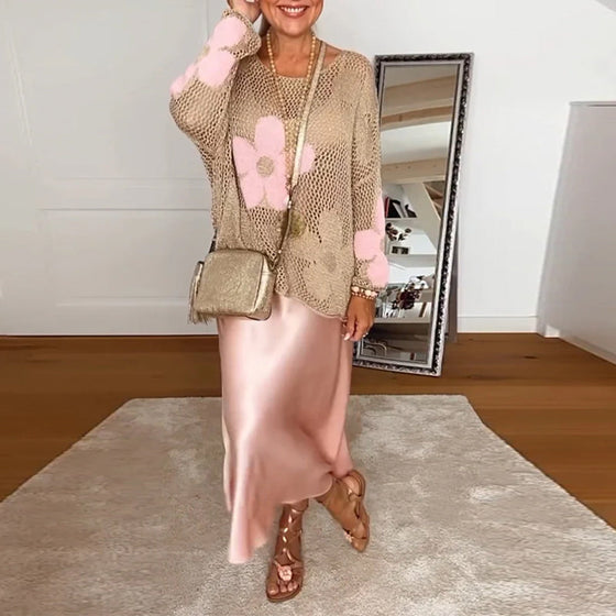 Sweterek z długim rękawem i okrągłym dekoltem w kwiaty