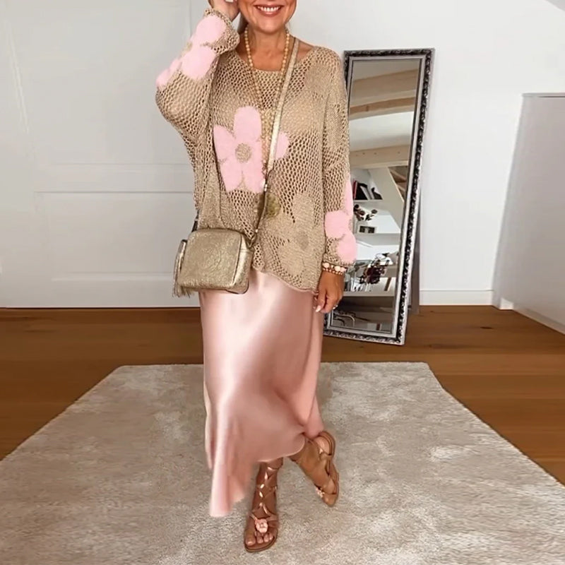 Sweterek z długim rękawem i okrągłym dekoltem w kwiaty