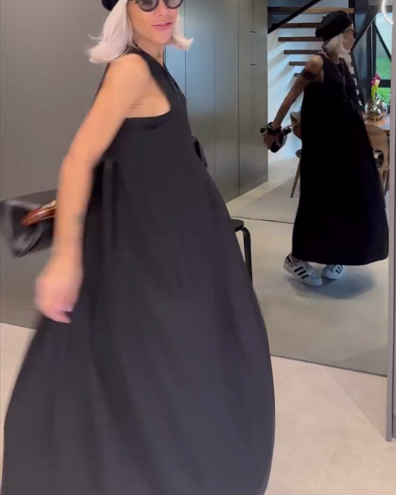 Elegancka sukienka typu tank w jednolitym kolorze z zakładką