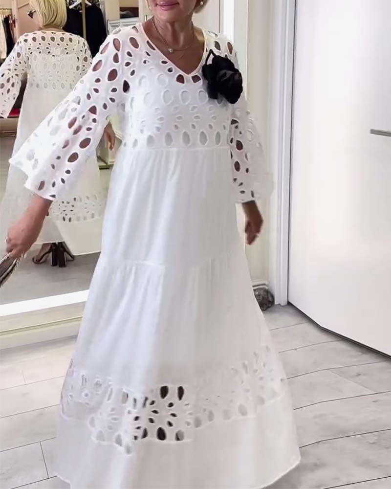 Sukienka elegancka jednokolorowa koronkowa z dziurką