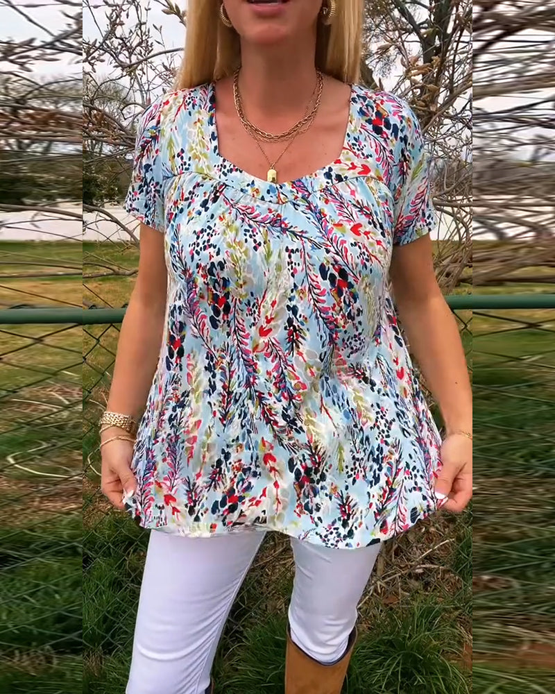 T-Shirt Z Dekoltem W U Krótkim Rękawem Wzorzysta