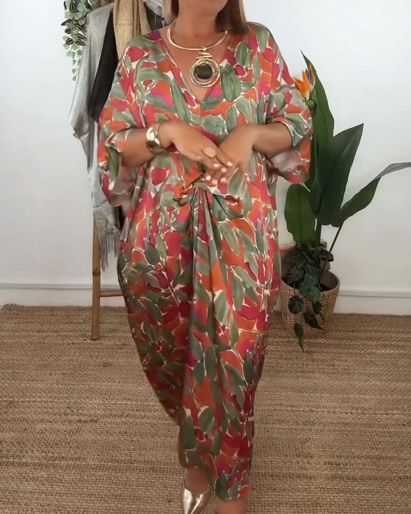 Sukienka Z Dekoltem W Serek I Skręcanym Wzorem