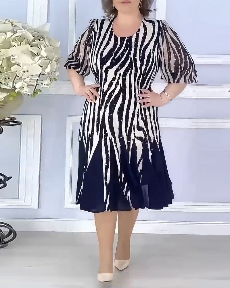 Suknia Temperamentna I Modna