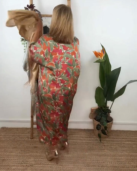 Sukienka Z Dekoltem W Serek I Skręcanym Wzorem