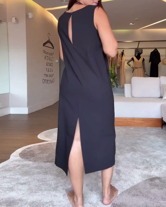 Sukienka casualowa z dekoltem w serek, bez rękawów, jednokolorowa, z rozcięciem