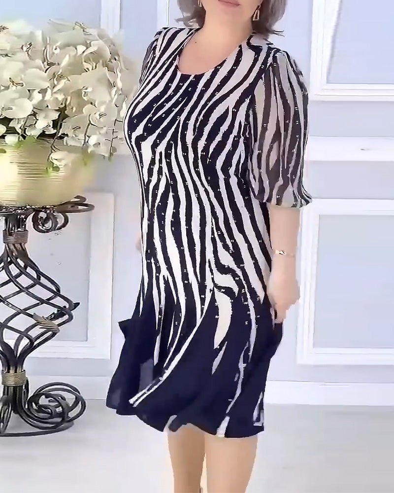 Suknia Temperamentna I Modna